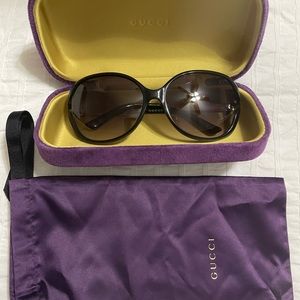 Gucci sunglasses . No scratches only worn a few times. Like new!!